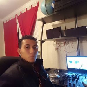 Meet your Posher, Luis